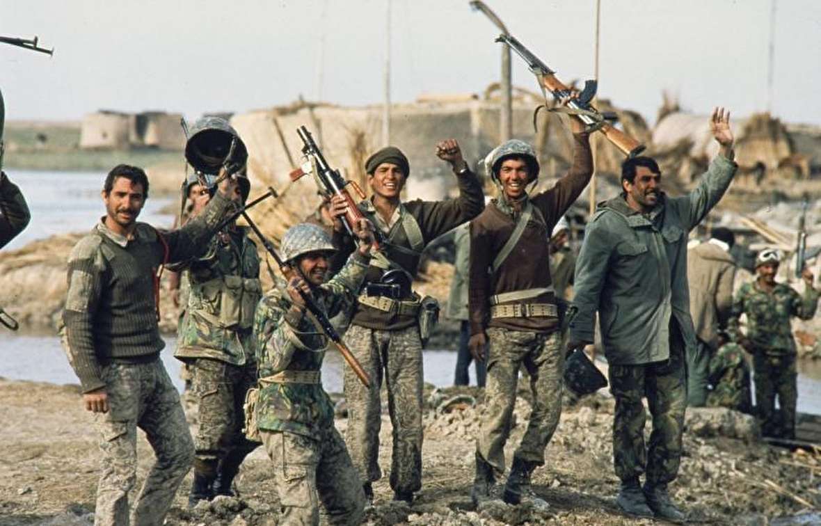 آزادسازی بخش وسیعی از خوزستان با چهار عملیات در هشت ماه/ آغاز استفاده از سلاح شیمیایی و جنگ شهرها توسط عراق