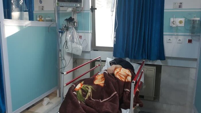 مسمومیت 18 دانش آموز قمی را به بیمارستان کشاند