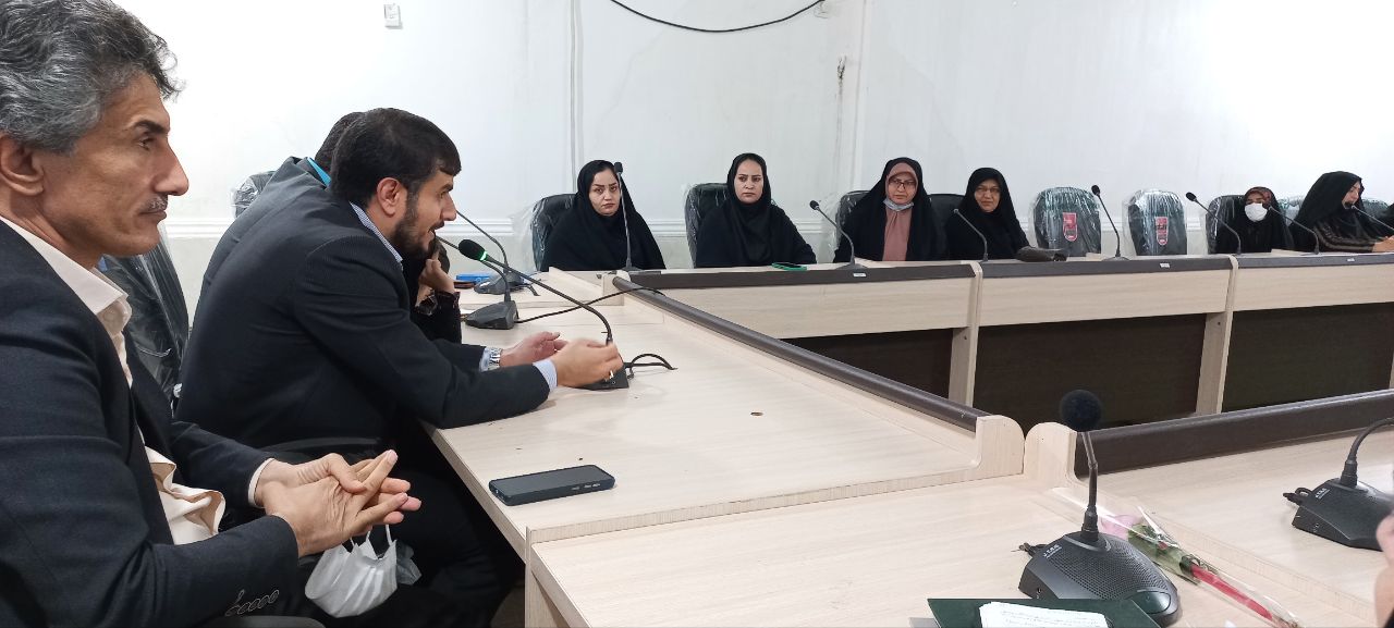 تجلیل از مادران شهدا و بانوان فعال تشکل های فرهنگی/ پارک بانوان در لنده ساماندهی میشود+تصاویر تجلیل از مادران شهدا و بانوان فعال تشکل های فرهنگی/ پارک بانوان در لنده ساماندهی میشود+تصاویر