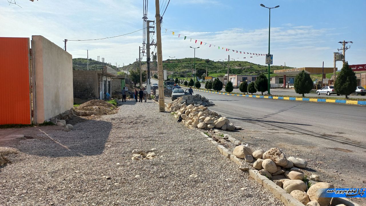 اولویت شهرداری و شورای ششم زیبا کردن ورودی شهر است/فاز دوم ساماندهی ورودی شهر لنده آغاز شد+تصاویر اولویت شهرداری و شورای ششم زیبا کردن ورودی شهر است/فاز دوم ساماندهی ورودی شهر لنده آغاز شد+تصاویر