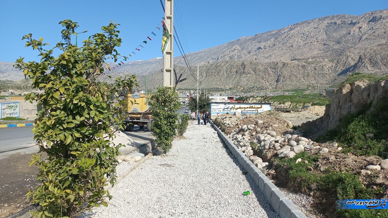 اولویت شهرداری و شورای ششم زیبا کردن ورودی شهر است/فاز دوم ساماندهی ورودی شهر لنده آغاز شد+تصاویر اولویت شهرداری و شورای ششم زیبا کردن ورودی شهر است/فاز دوم ساماندهی ورودی شهر لنده آغاز شد+تصاویر