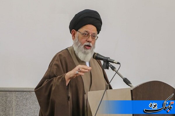 جوانان از ریشه های فتنه های اخیر برائت بجویند