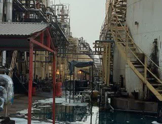 جزئیات بیشتر از حادثه آتشسوزی در پالایش نفت آفتاب بندرعباس/حریق فاقد تلفات جانی و خسارت چشمگیر بود