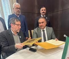 امضای تفاهمنامه همکاری بین دانشگاه ایلام و ۸ دانشگاه عراق امضای تفاهمنامه همکاری بین دانشگاه ایلام و ۸ دانشگاه عراق