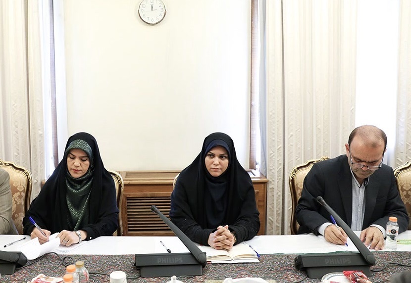 دیدار نمایندگان استان با رئیس جمهور +تصاویر دیدار نمایندگان استان با رئیس جمهور +تصاویر