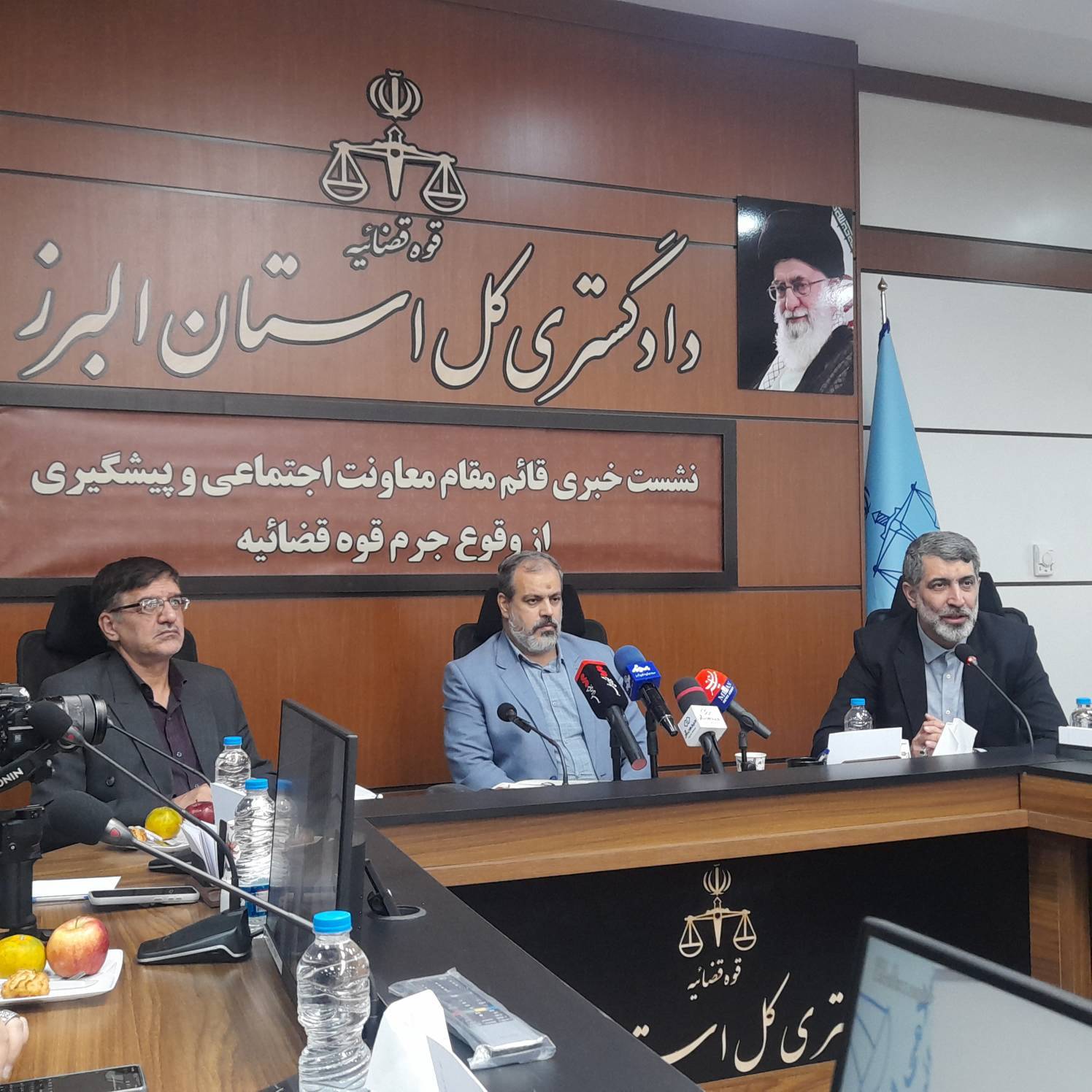 مبارزه با فساد در کنار حمایت از سرمایه گذاری مشروع از اولویتهای دستگاه قضایی است