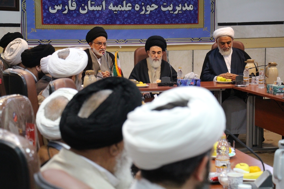 استاندار فارس گلوگاههای گرانی در استان را مدیریت کند