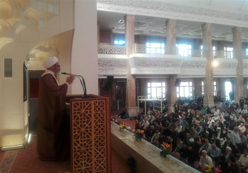 دشمنان همیشه در طول تاریخ با ابزار ترس و ارعاب سعی در تضعیف اتحاد مردم کشور داشته اند دشمنان همیشه در طول تاریخ با ابزار ترس و ارعاب سعی در تضعیف اتحاد مردم کشور داشته اند