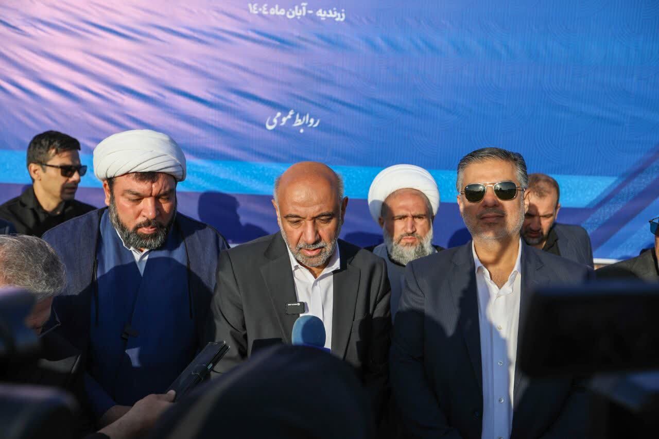 صنایعی که به دلیل مشکلات مالی بیمه کارگران خود را قطع کردند/ مشمول تسهیلات بانک مرکزی می شوند.