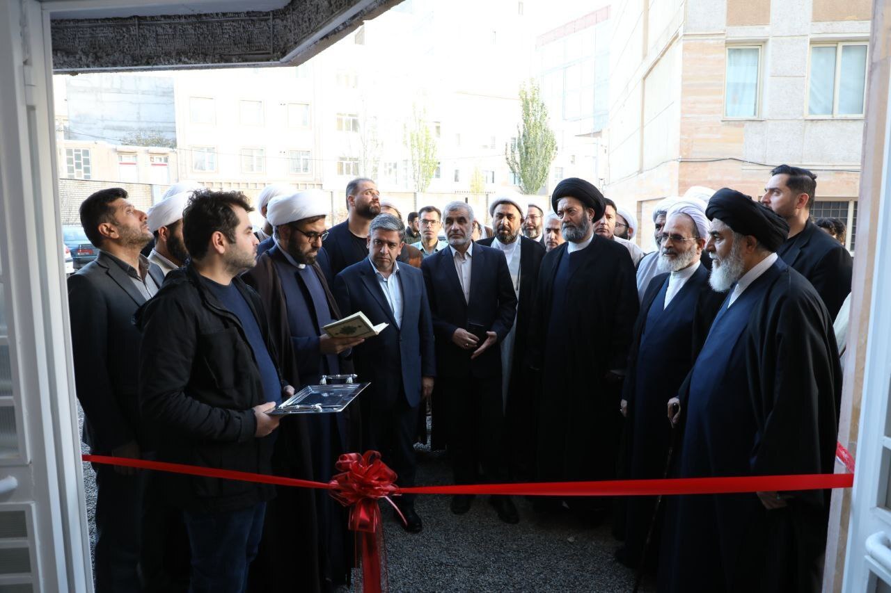 سفر آیتالله اعرافی به اردبیل/ افتتاح ۲۴ واحد خوابگاه متاهلین حوزه علمیه اردبیل سفر آیتالله اعرافی به اردبیل/ افتتاح ۲۴ واحد خوابگاه متاهلین حوزه علمیه اردبیل