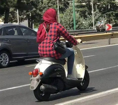 واقعیتی که دیده می‌شود، قانونی که دیده نمی‌شود