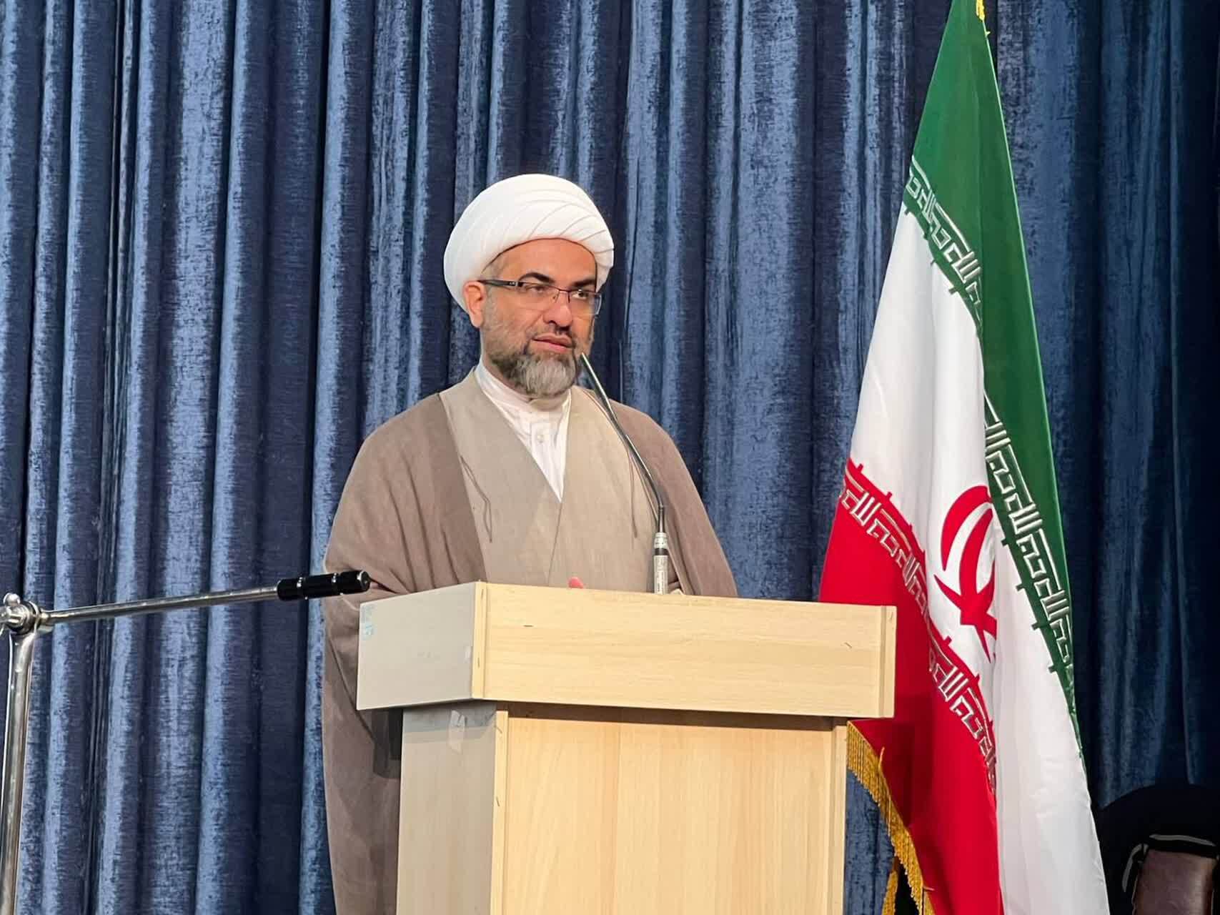 تبیین مؤلفه‌های «جوانِ تراز انقلاب» در سپاه کردستان