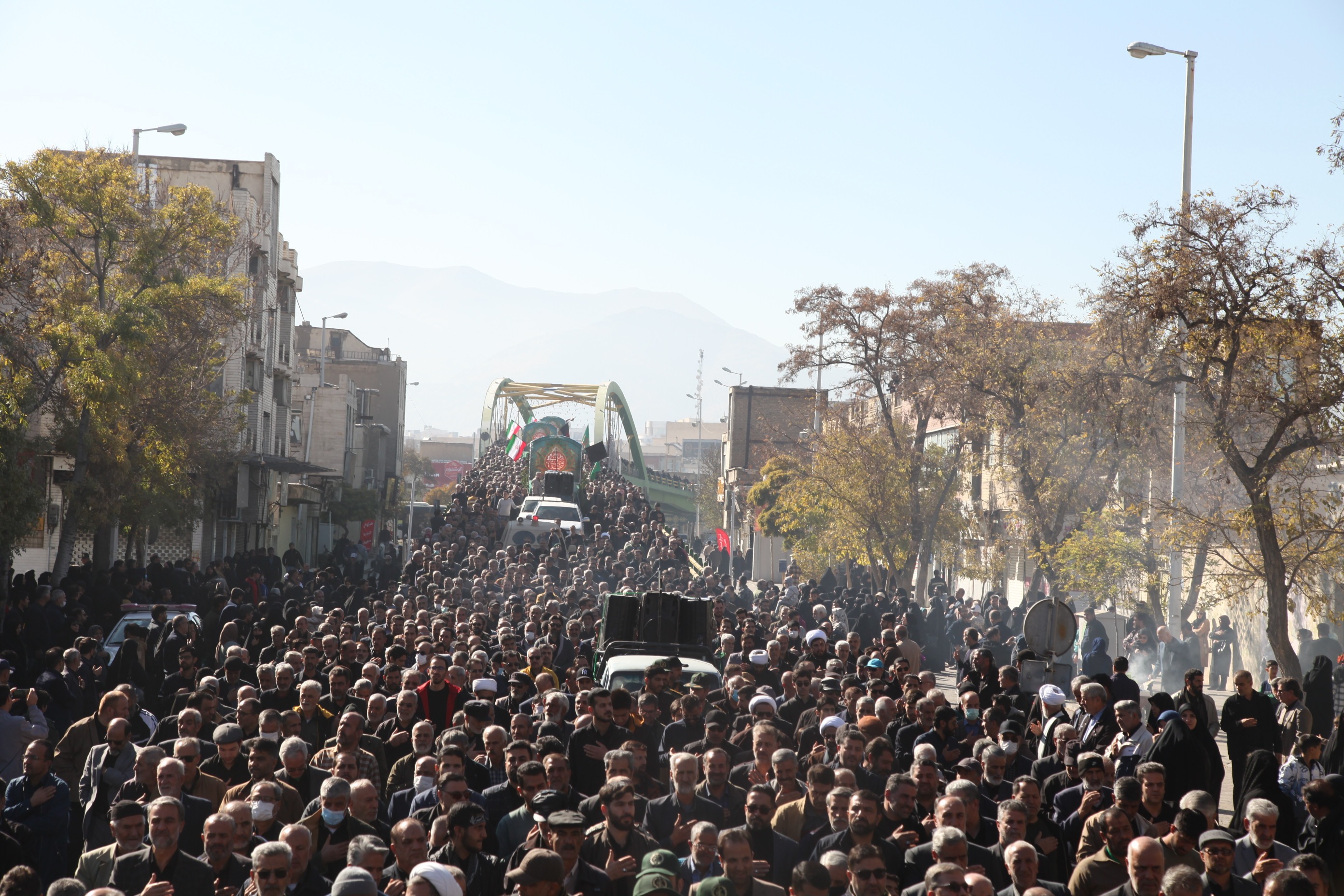 در سالروز شهادت حضرت فاطمه (س) پیکر شهدای گمنام میهمان مردم اراک