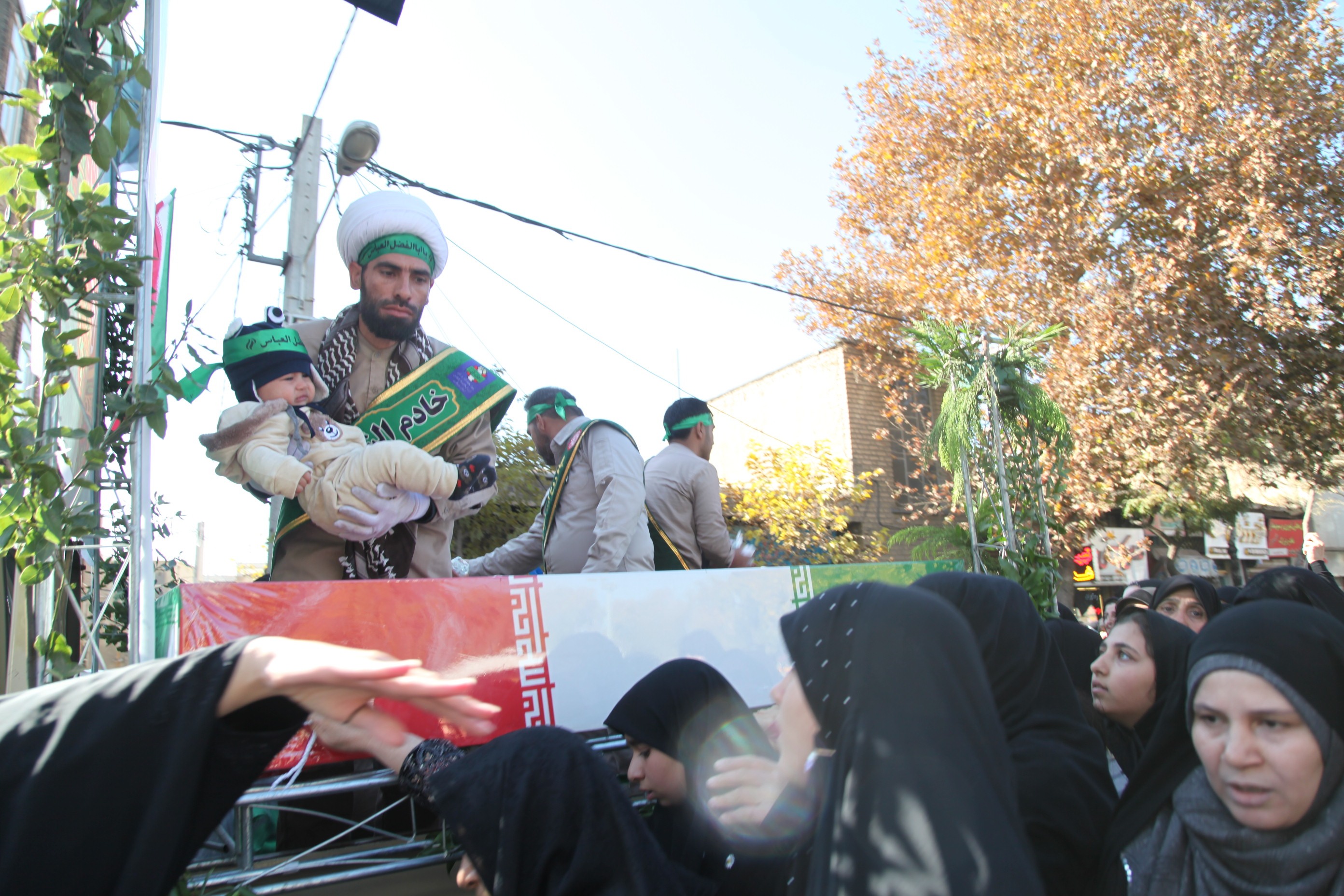 در سالروز شهادت حضرت فاطمه (س) پیکر شهدای گمنام میهمان مردم اراک