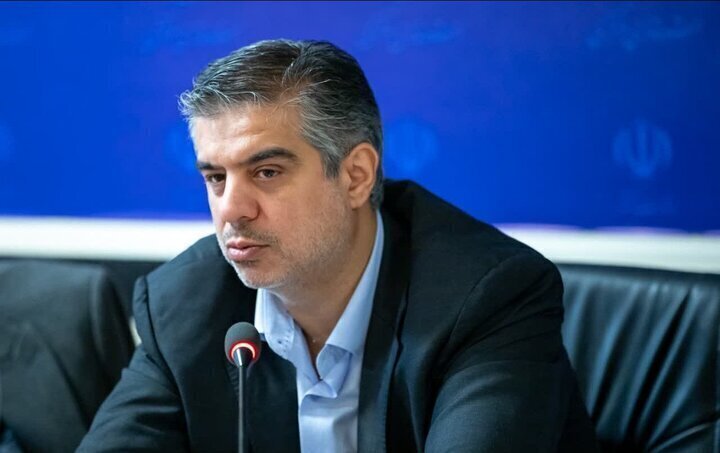 باید جایگزین‌های مناسب برای تأمین کالاهای مورد نیاز مردم طراحی و اجرا شود.